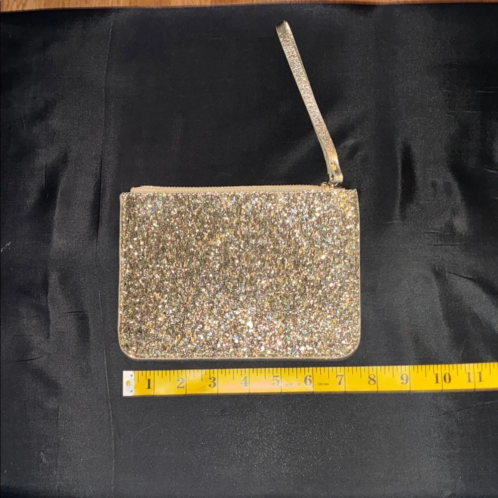 Elegant Gold Glitter Wristlet